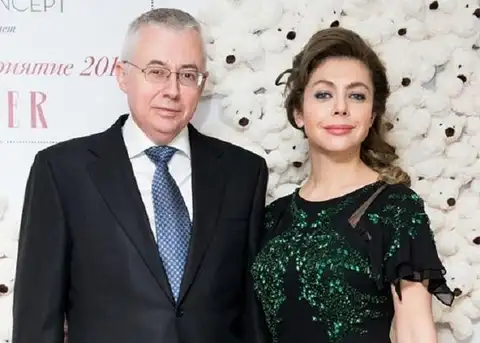 Божена Рынска: «Не знакомилась с суррогатной мамой, чтобы она меня не шантажировала»