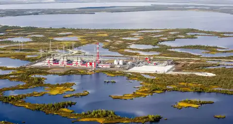 Bloomberg: США против снижения потолка цен на нефть из РФ