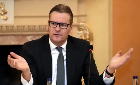 Bondars neatbalsta savas partijas biedra iniciatīvu par brīvprātīgu VAD