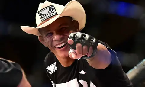 Боец UFC избил бывшую жену и оставил на дороге пятимесячного ребенка