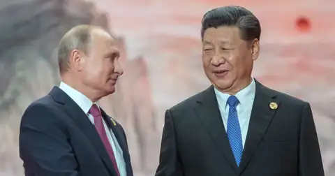 А может Путин — китайский шпион? Это многое объяснило бы: мнение