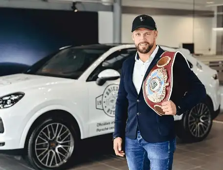 Майрис Бриедис будет ездить на Porsche Cayenne Coupé стоимостью в 84 тыс евро