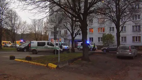 Даже саперов вызывали: в Иманте эвакуировали многоквартирный дом
