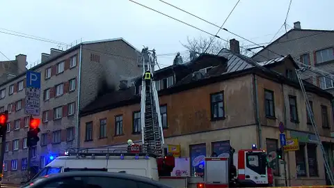 Погорелец о вчерашнем пожаре: «Приехали, спасли, сама бы не выбралась»
