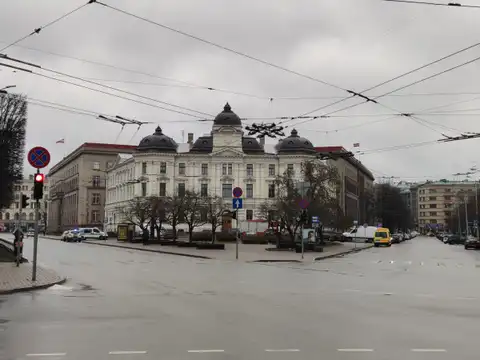 Из-за угрозы взрыва была приостановлена работа Рижского окружного суда
