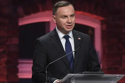 Duda: Polija nodevusi Ukrainai vairāk nekā 240 tankus