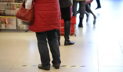 Otrdien atklāti 967 jauni Covid-19 gadījumi un astoņi sasirgušie miruši