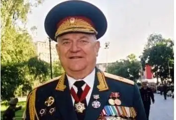 «В великий праздник сидим по домам!» 95-летний ветеран — о переносе парада