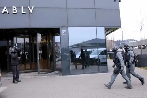 Kratīšanas saistītas ar vairākiem simtiem miljonu eiro iespējamo atmazgāšanu «ABLV Bank»