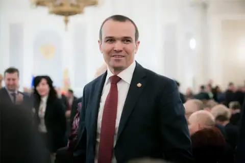 Умер чиновник, подавший в суд на Путина