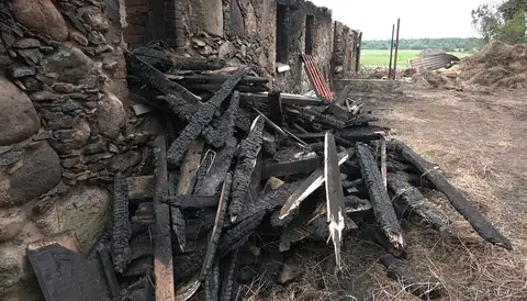 В Кабильском приюте пироман поджог хлев со скотиной и снимал это на камеру
