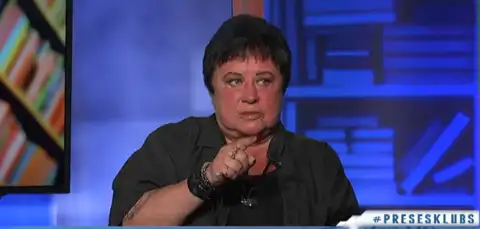 «Есть опасения, что не будет ни зарплат учителям, ни латышского языка»: Элита Вейдемане
