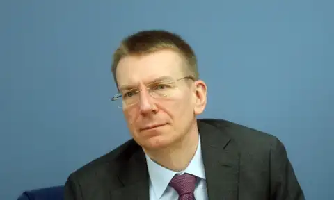 Ārlietu ministrs: Latvija un Francija varētu veidot ES līmeņa regulējumu tiešsaistes platformām dezinformācijas jomā