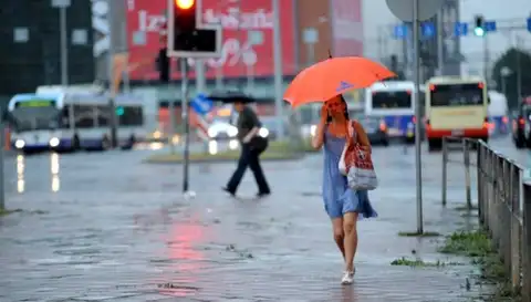 Nakts būs ļoti silta, otrdien daļā valsts iespējams stiprs lokāls negaiss