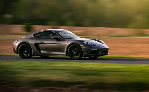 Отказался проходить тест на наркотики: у водителя конфисковали Porsche стоимостью 85 000 евро