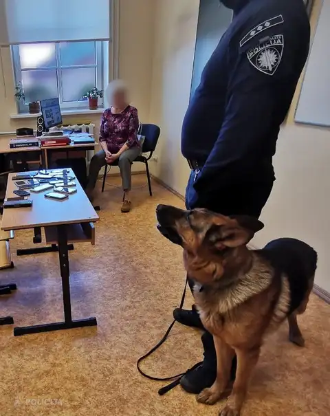 Maskavas forštatē policija par narkotiku tirdzniecību aiztur četrus vīriešus