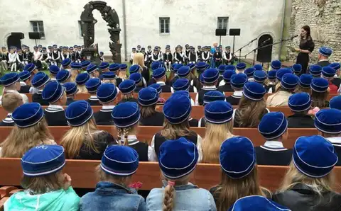 Сделали наоборот: как эстонцы переводят русских детей на госязык
