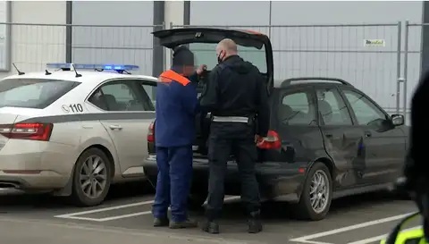 «Литр перцовки плюс пиво сверху»: в Плявниеках благодаря бдительному жителю задержан пьянющий водитель