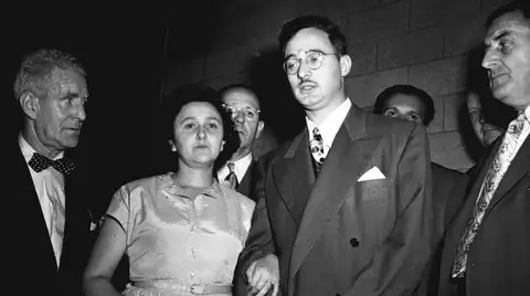 «Атомные шпионы» СССР: 70 лет назад в США начался суд над Розенбергами