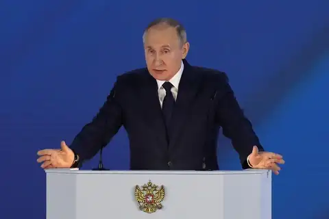 «Путин умер и лежит в холодильнике»: кому выгодны подобные слухи