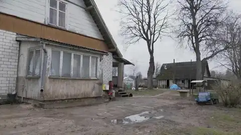 Семья с 10 детьми должна выселиться из дома: ей предложили 2-комнатную квартирку