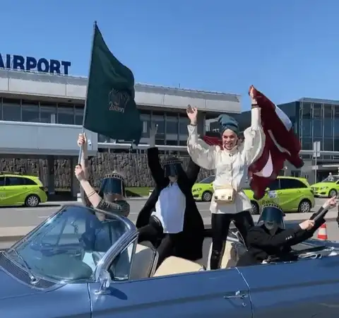 Саманта Тина отправилась на конкурс «Евровидение» в Роттердам представлять Латвию