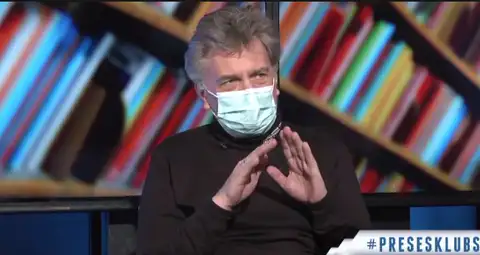 «Нельзя действовать так жестоко — засадить и ничего не объяснять»: режиссер Экис