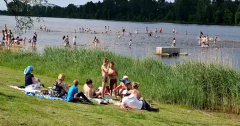 Для желающих искупаться: какая температуры воды в водоемах Риги
