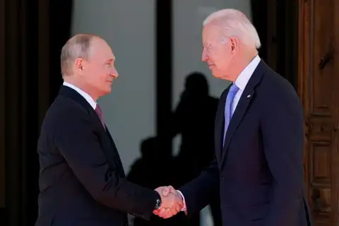 Байден назвал Путина «сумасшедшим сукиным сыном»