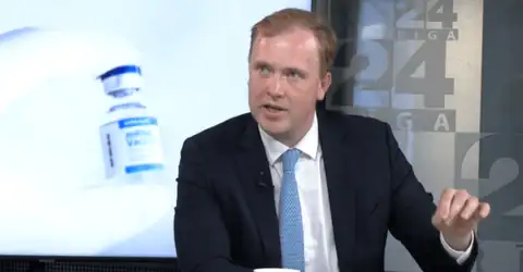 «Только так можно объяснить, почему в стране не было ответственного за закупку вакцин»: Валайнис