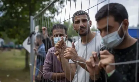 Pujāts: Tuvojoties aukstākajiem gadalaikiem, nelegālās imigrācijas spiedienam vajadzētu samazināties