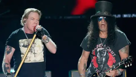 Guns N ‘Roses впервые за 13 лет выпустили новую песню