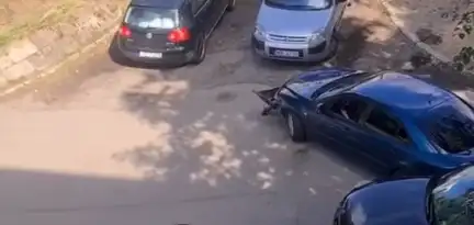 Как царапают наши машины (ВИДЕО)