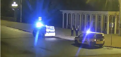 Трое итальянцев жестоко избили латвийца ночью в Старой Риге (ВИДЕО)