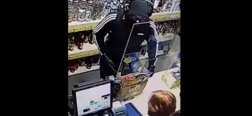 В Риге задержан матёрый грабитель,совершавший налёты на магазины (ВИДЕО)