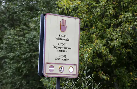 Baltijas valstis vienojas būtiski ierobežot robežšķērsošanu Krievijas pilsoņiem ar Šengenas vīzām