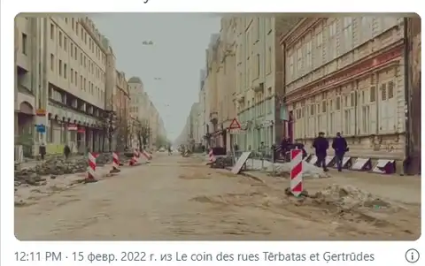 Строители на удаленке? Ремонт дороги в центре Риги затянулся (ВИДЕО)