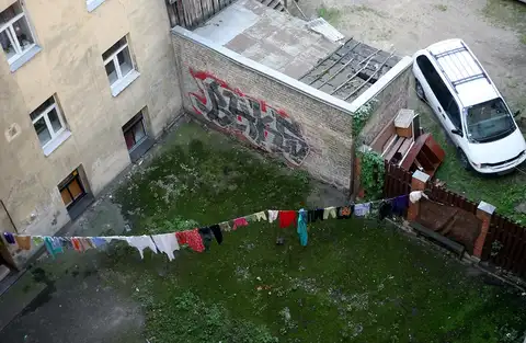 Как нас натравили друг на друга: психолог поставила диагноз латвийскому обществу