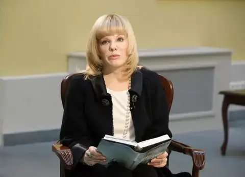 «Захарова же ненавидит артистов, с которыми работает»: Марк Варшавер о закулисье «Ленкома»