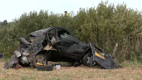 Divu automašīnu sadursmē Raņķu pagastā četri bojāgājušie