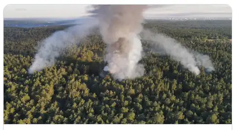 В Берлине произошел взрыв на складе боеприпасов: пожар бушует, движение перекрыто (ФОТО, ВИДЕО)