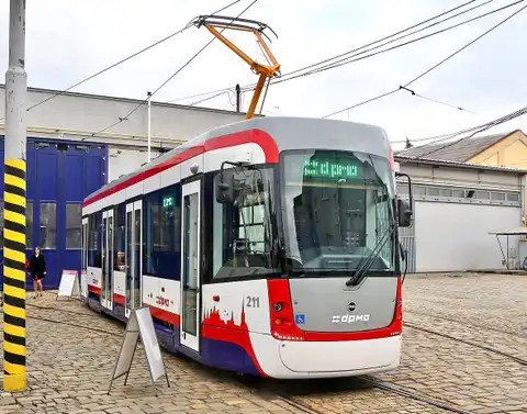 Udalova: «Daugavpils lokomotīvju remonta rūpnīcā» ražotos tramvajus varētu pārdot mazākām pilsētām visā Eiropā