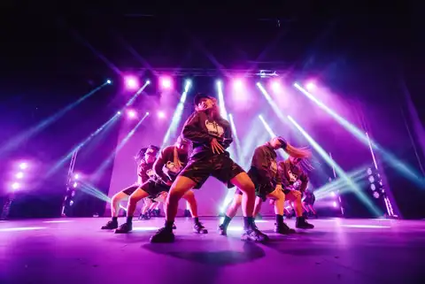 В Риге пройдет большое шоу с «The Royal Family Dance Crew»‎