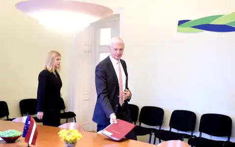 «Vienotība» Rinkēvičam apliecinājusi gatavību vadīt plašākas koalīcijas veidošanu