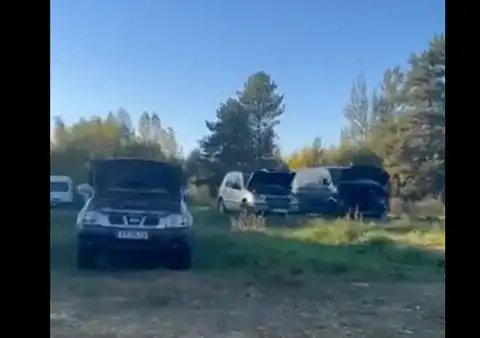 Jaunmārupē apzagtas Ukrainas aizstāvjiem paredzētās automašīnas