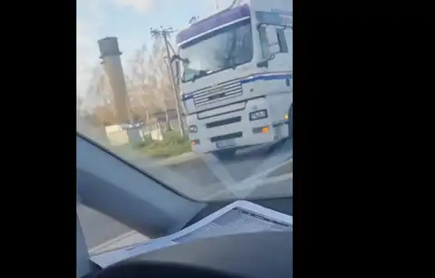 Трагедия в Олайне: грузовик насмерть сбил велосипедиста (ВИДЕО)