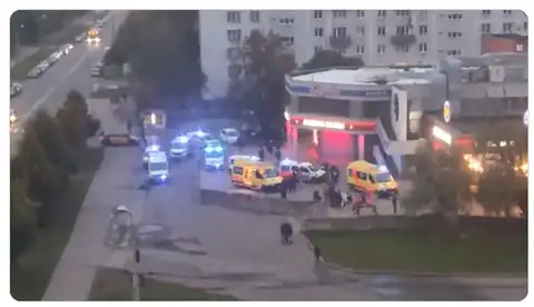 Потасовка возле ночного клуба в Пурвциемсе: в драке участвовали около 20 человек (ВИДЕО)