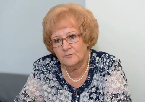 «В Латвии надо вводить базовую пенсию и добавлять к ней процент»: Айя Барча