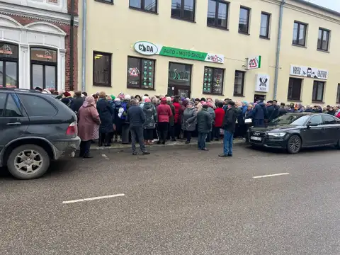 Росликов: мы открыли пункт консультаций для тех, кто попал под новые требования ВНЖ