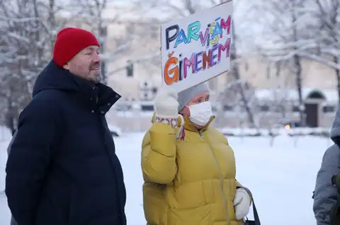 Saeima atsakās turpināt darbu pie Civilās savienības likumprojekta